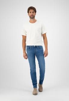 Dunn Low Tapered - Pure Blue via Mud Jeans