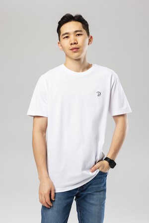 Chest Logo T-Shirt Unisex from Pitod