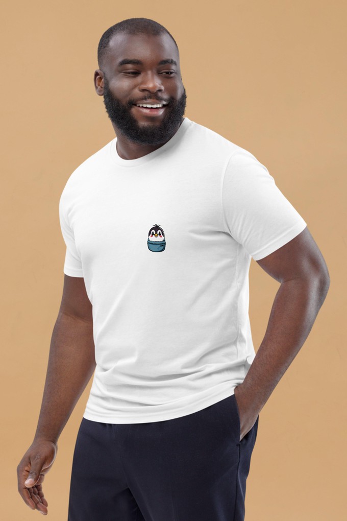 Penguin T-Shirt Unisex from Pitod