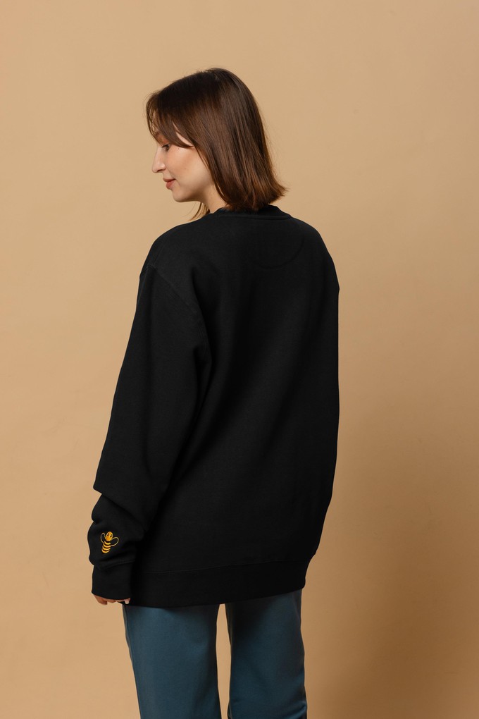 Bee Sweatshirt Unisex from Pitod