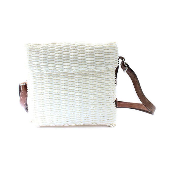 Small Bag Ivory White - Recycle Plastic - Fashionable & Fair from Quetzal Artisan