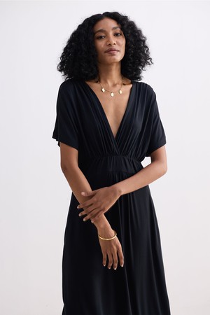 Flowy A-Line Maxi Dress with Side Slits in Black from Reistor