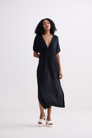 Flowy A-Line Maxi Dress with Side Slits in Black from Reistor