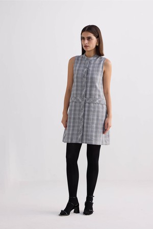 The Cotton Tweed Shift Dress in Grey from Reistor