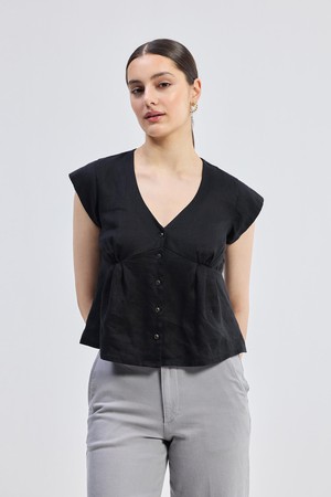 Deep V-neck short top in Black from Reistor