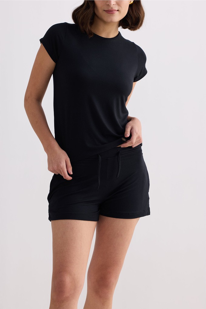 Essential Short Sleeve Tee in Black from Reistor