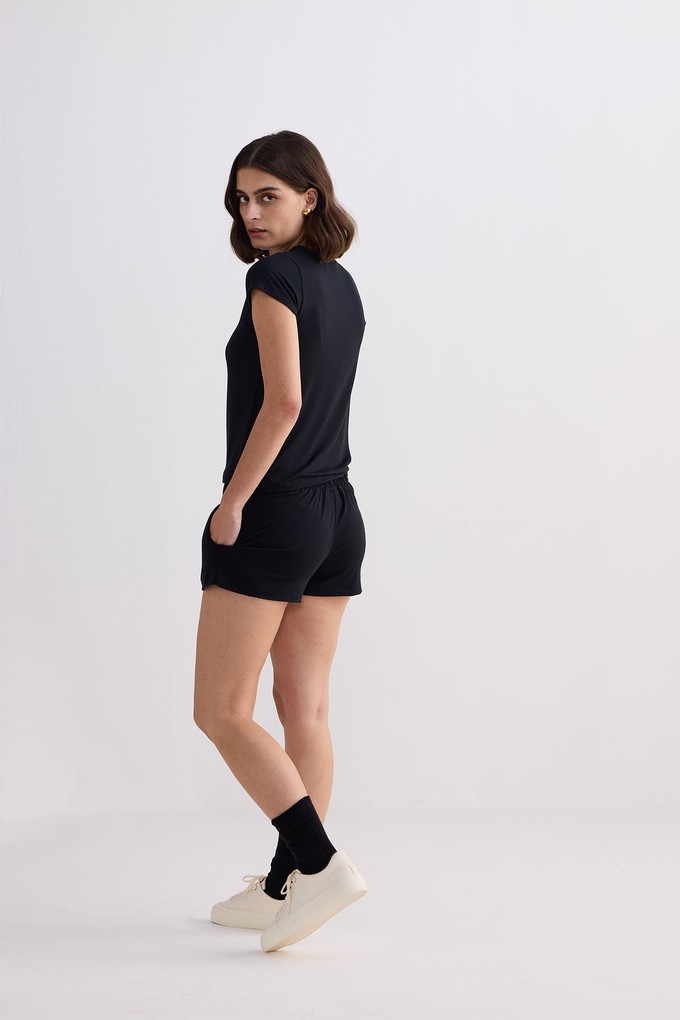 Essential Short Sleeve Tee Set in Black from Reistor