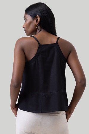 V-neck Camisole with Lace from Reistor