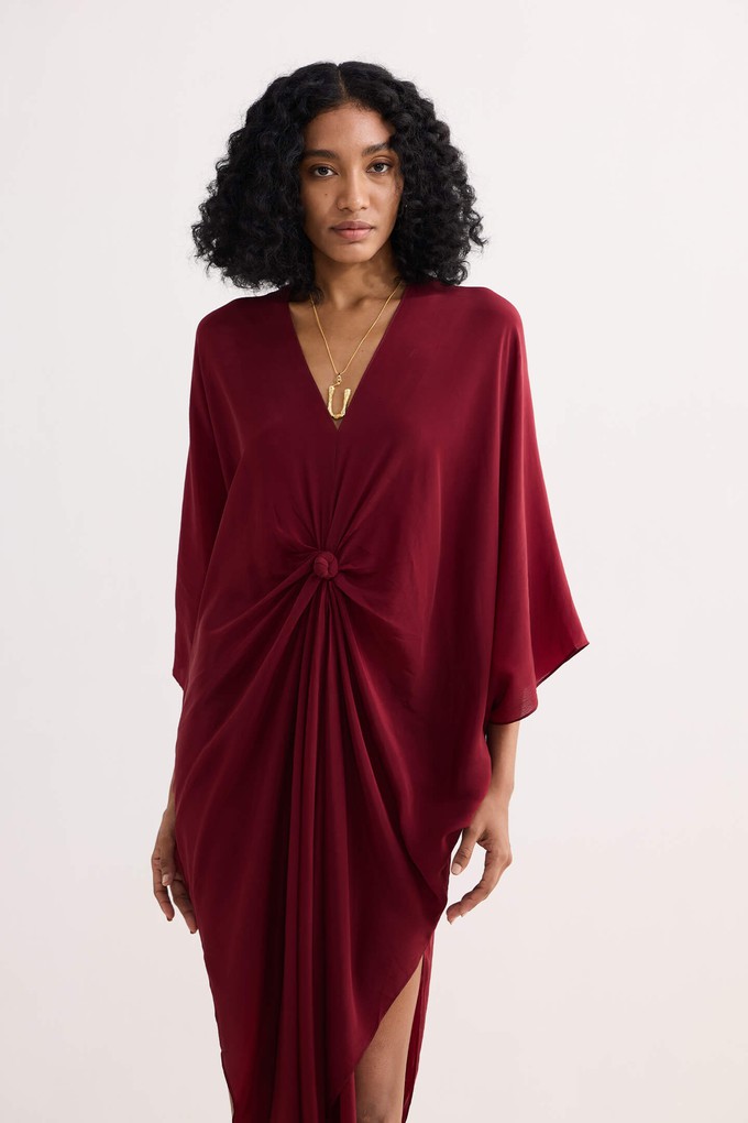 Front Twist Kaftan Dress in Burgundy from Reistor