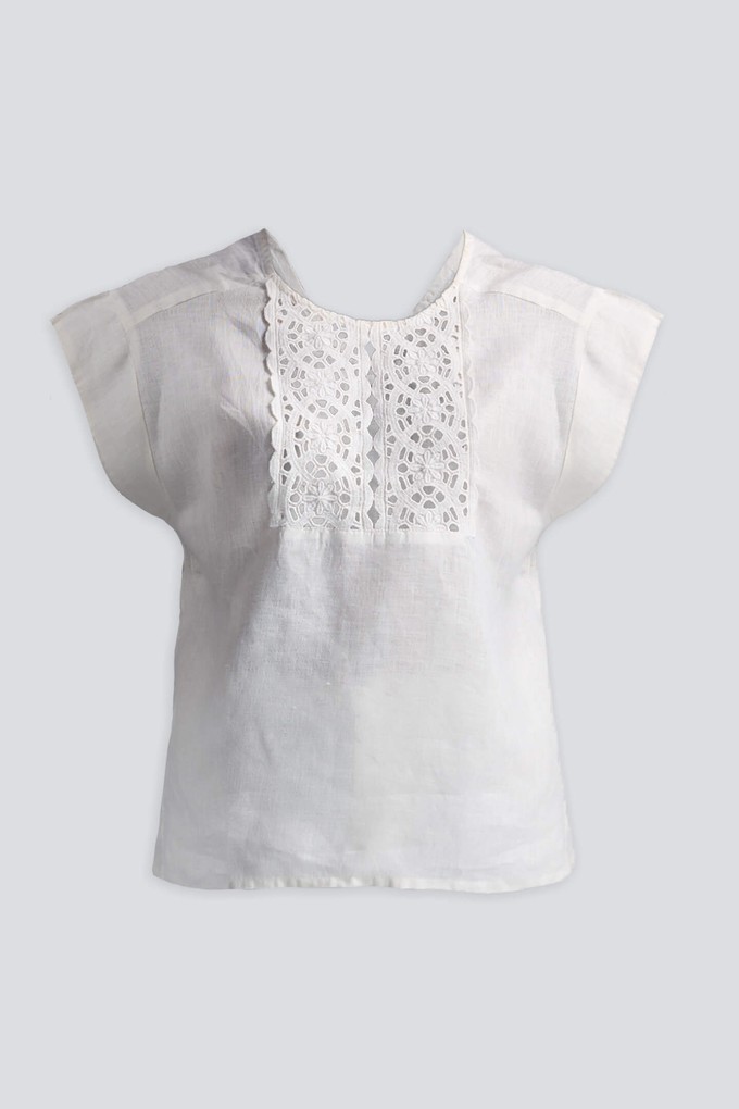 Boxy shirt with Embroidered Lace Detail from Reistor