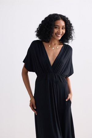 Flowy A-Line Maxi Dress with Side Slits in Black from Reistor