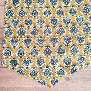 Bagru block-printed table runner, yellow paisley from Shakti.ism