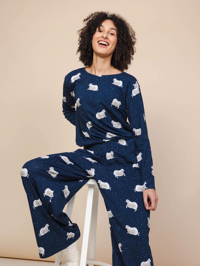 Counting Sheep Longsleeve T-shirt and Wide Pants set Women from SNURK