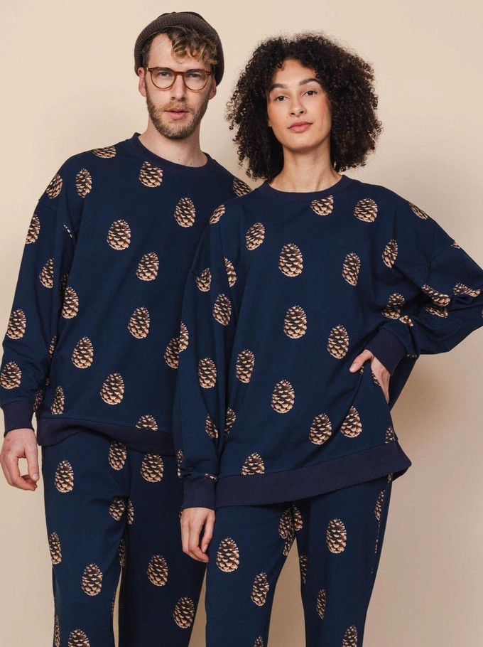 Pinecones Sweater Unisex from SNURK