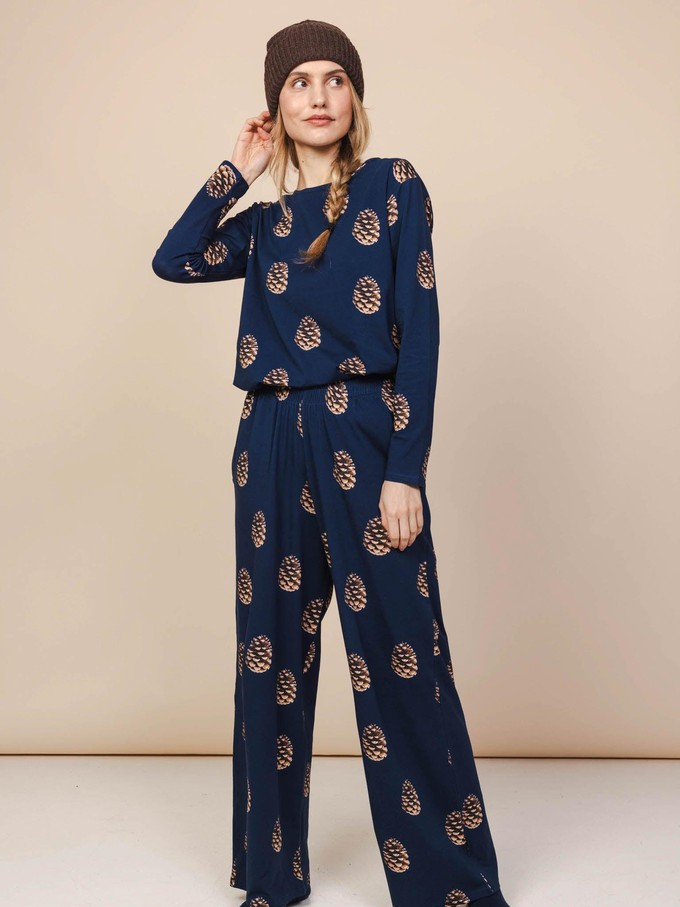 Pinecones Longsleeve T-shirt and Wide Pants set Women from SNURK