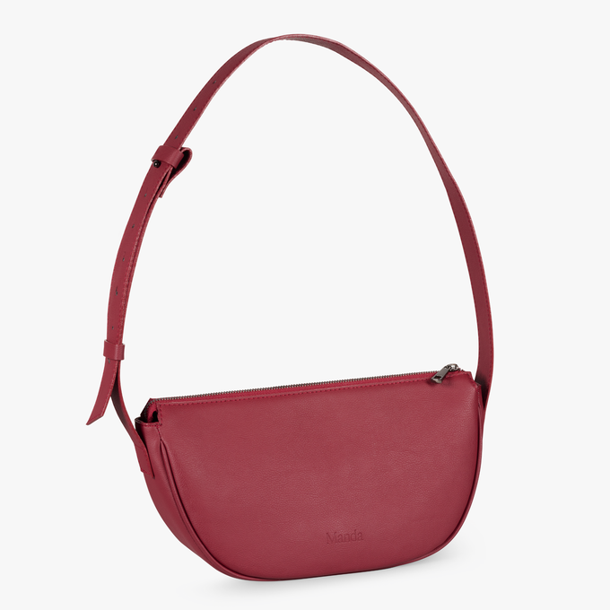 Halfmoon Bag Cherry from The Manda