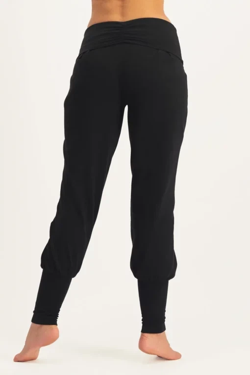 Devi Yoga Pants – Onyx Black from Urban Goddess