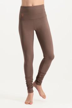 Gaia Yoga Leggings – Clay via Urban Goddess