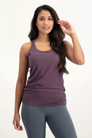 Kami Yoga Tank – Berry from Urban Goddess