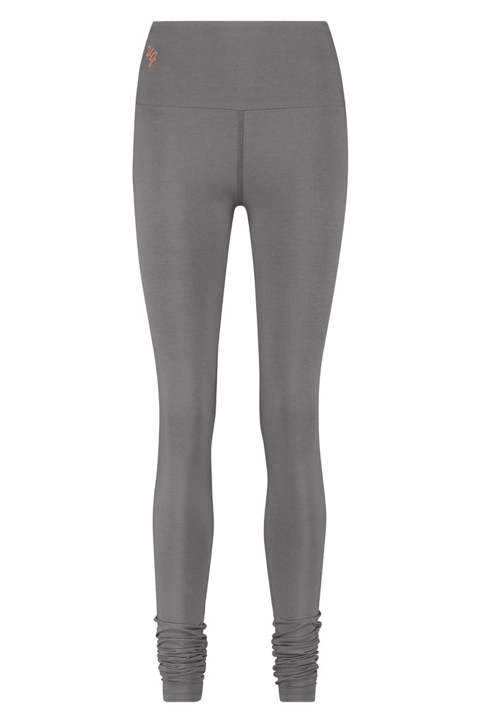 Satya Yoga Leggings – Charcoal from Urban Goddess