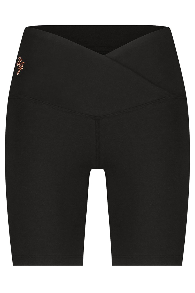 Sati Yoga Biker Shorts – Onyx Black from Urban Goddess