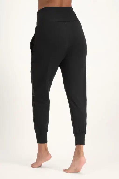 Bhumi Yoga Pants – Onyx Black from Urban Goddess