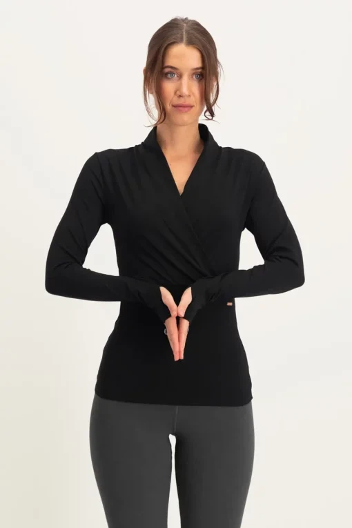 Ishtar Long Sleeve Yoga Top – Onyx Black from Urban Goddess