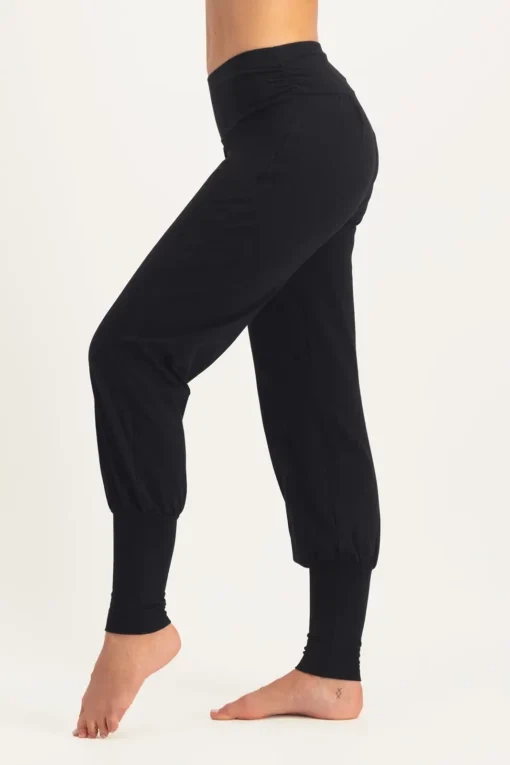 Dakini Yoga Pants – Onyx Black from Urban Goddess