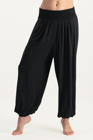 Jaya Yoga Harem Pants – Urban Black from Urban Goddess