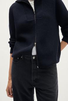 The Merino Wool Full-zip Cardigan - Oxford Blue via Urbankissed