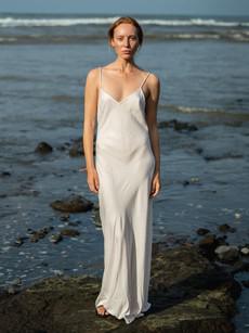 Slip Dress Satin Maxi - White via Urbankissed