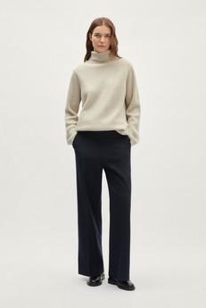 The Woolen Sleek High-neck - Ecru via Urbankissed