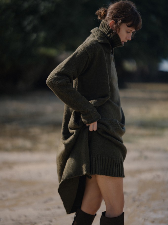 Iman Sweater Dress in Army Green from Urbankissed