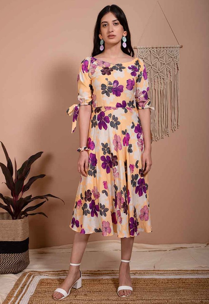 Floral Midi Dress - Lilac Flowers from Urbankissed