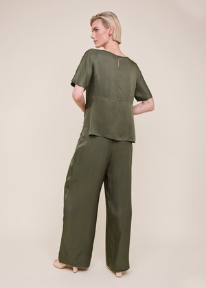 Satin wrap trousers from Vanilia